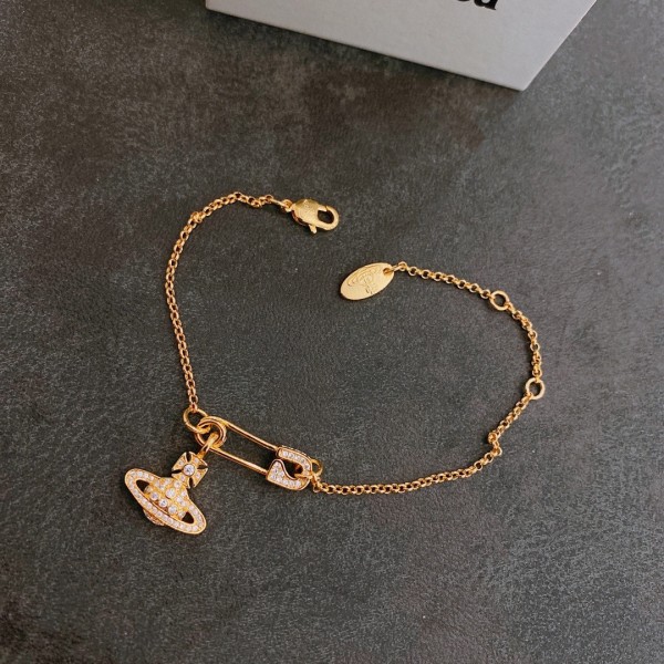 Jewelry vivienne westwood 42