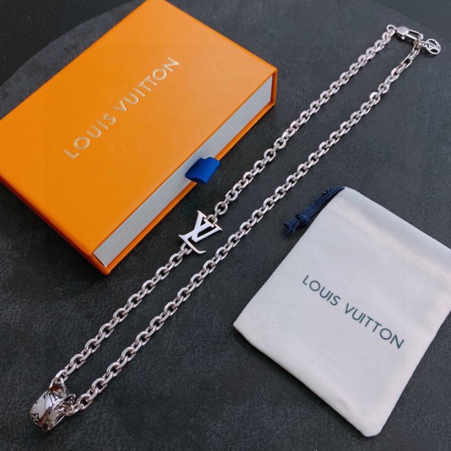 Jewelry Louis Vuitton 104