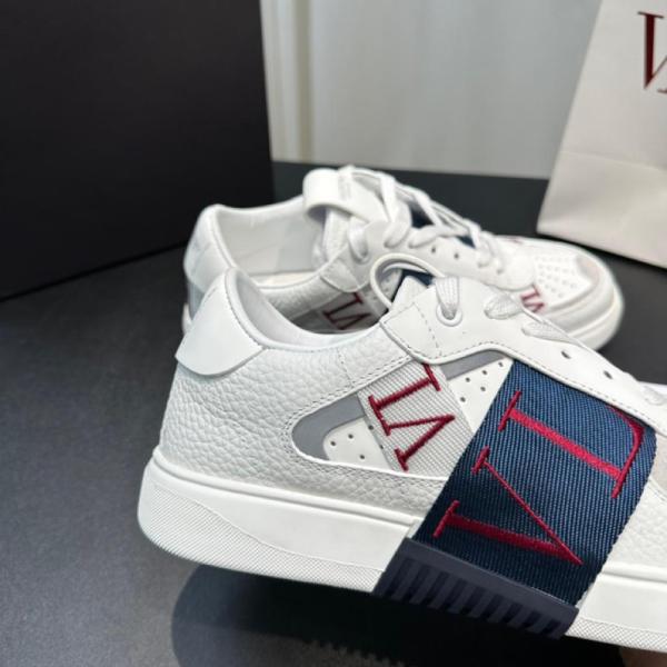 Valentino Garavani VL7N Low-Top Calfskin WHITE MARINE CERISE