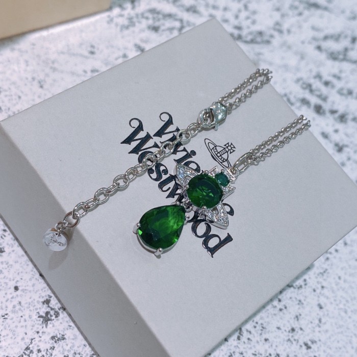 Jewelry vivienne westwood 40