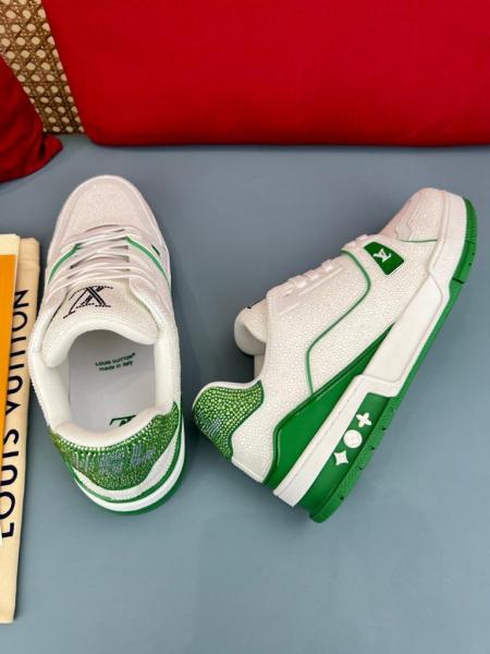 Louis Vuitton LV Trainer Green Strass