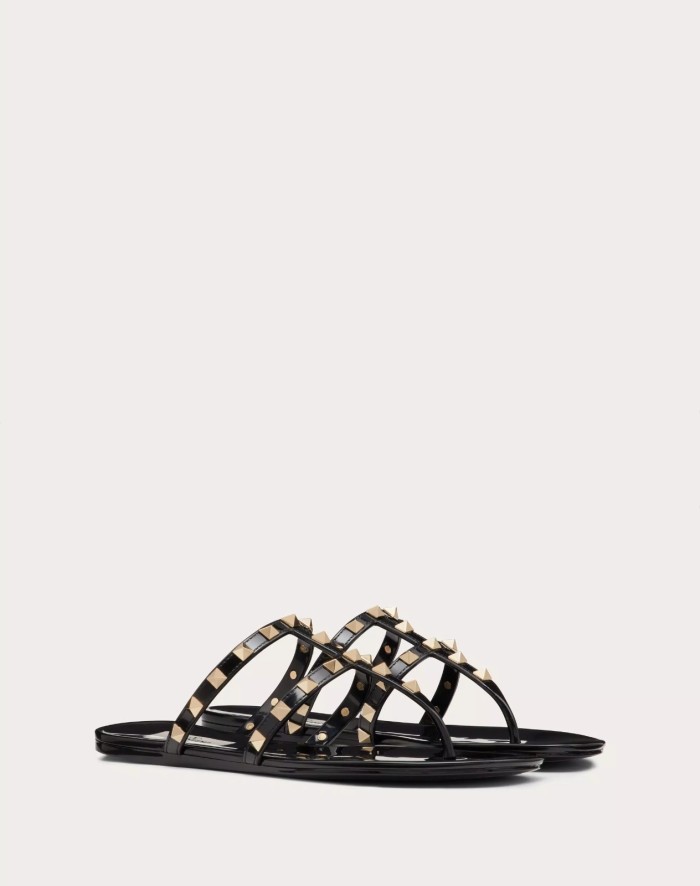 Valentino Garavani Rockstud rubber sandal BLACK