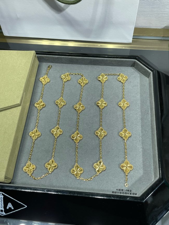 Jewelry Van Cleef x Arpels 18