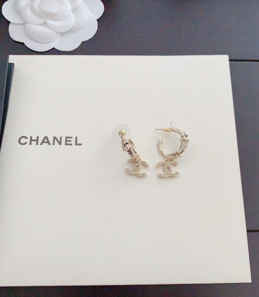 Jewelry Chanel 737