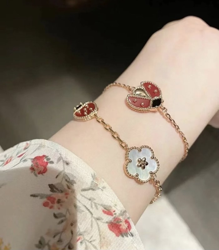 Jewelry Van Cleef x Arpels 23