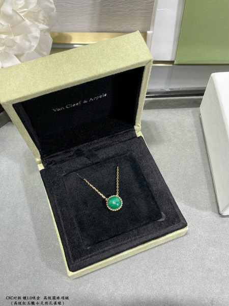 Jewelry Van Cleef x Arpels 12