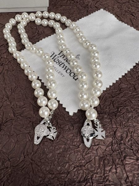  Jewelry vivienne westwood 52