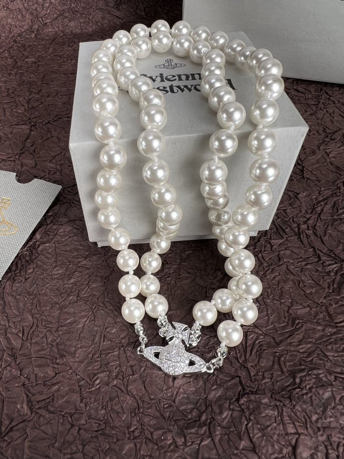  Jewelry vivienne westwood 52