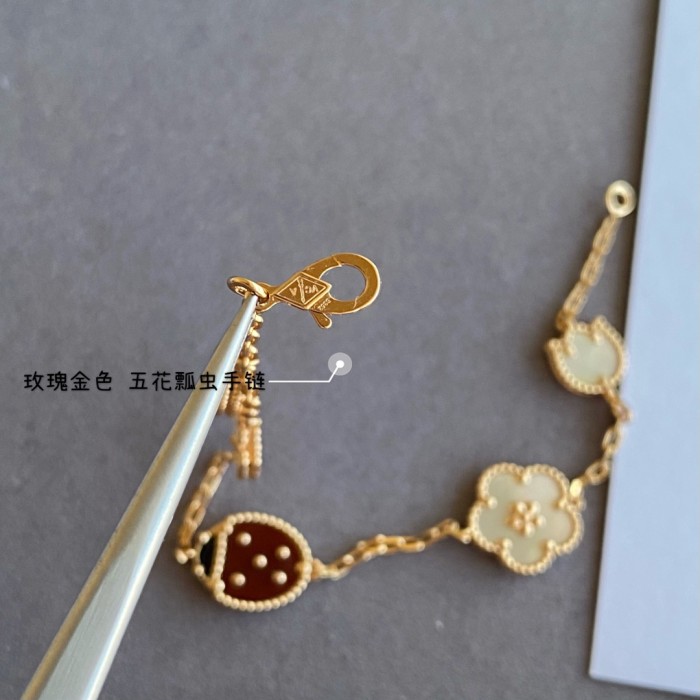 Jewelry Van Cleef x Arpels 23