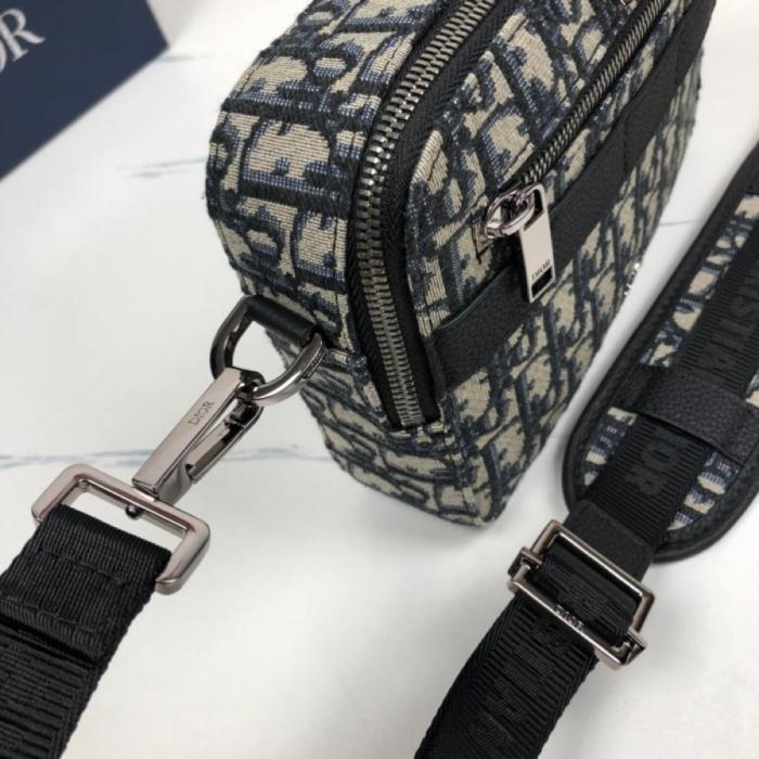 Dior Safari Bag with Strap Beige and Black Dior Oblique Jacquard 1ESPO206YKY_H27E size 22*5*15 cm