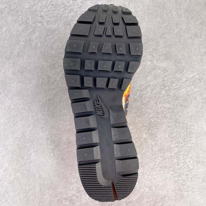 Nike Vaporwaffle sacai Jean Paul Gaultier Sesame Blue