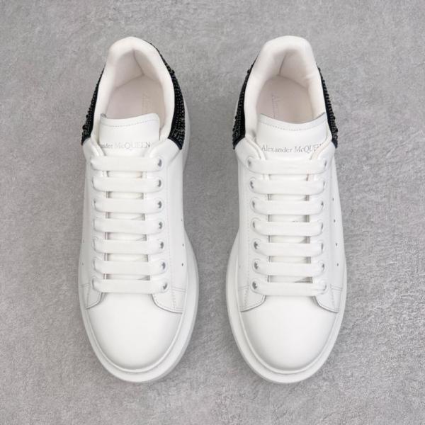 Alexander McQueen Oversized Sneaker in White/jet Black
