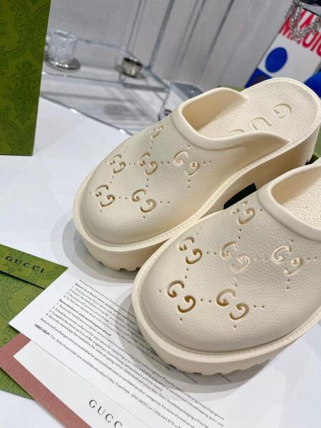 Gucci Wmns Platform Perforated G Sandal 'White Rubber' Women's