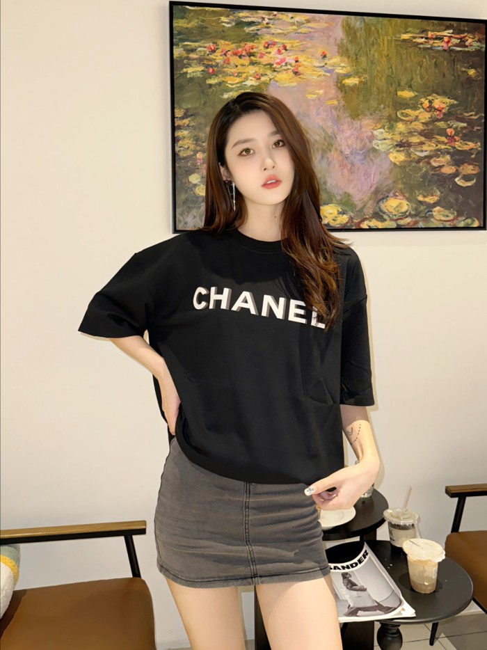 Clothes CHANEL 22