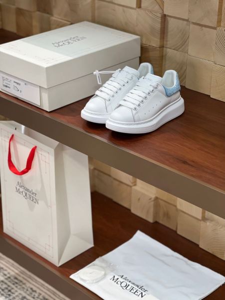 Alexander McQueen  Oversized Sneaker in White Sky Blue
