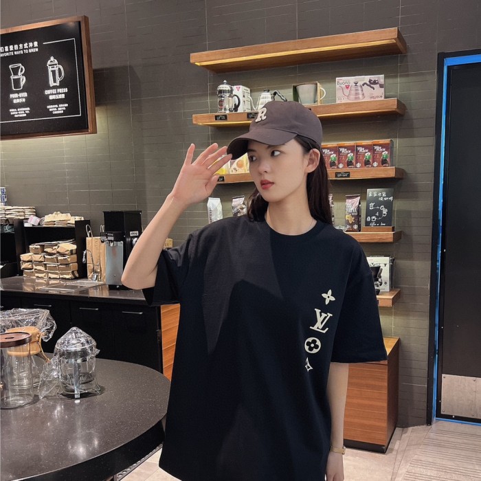 Clothes Louis Vuitton 441