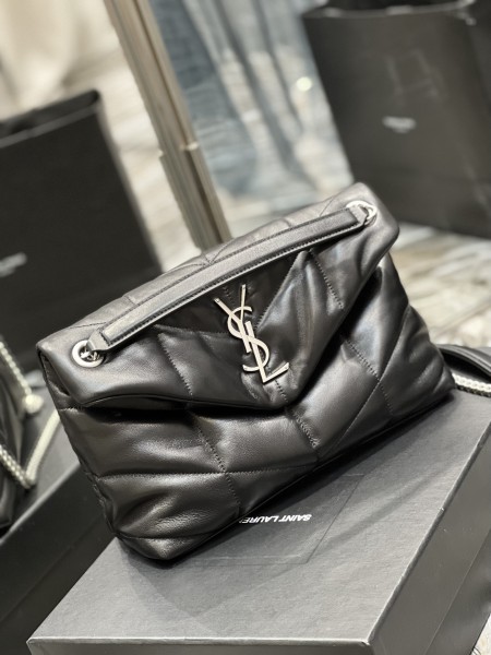 Handbags SAINT LAURENT 577476 size 29x17x11 cm