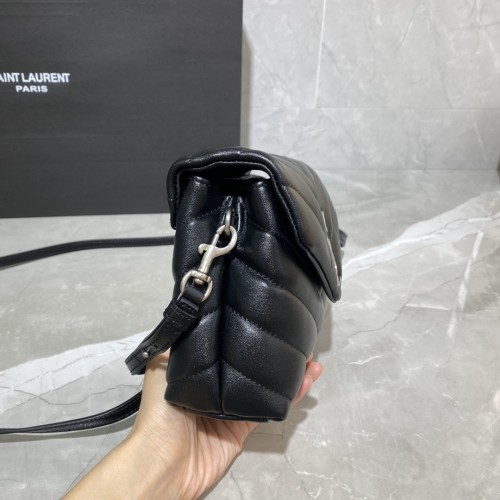 SAINT LAURENT Leather Crossbody Bag, Shoulder Bag Women's Black 630951-DV706-1000 size 20*7.5*14 cm