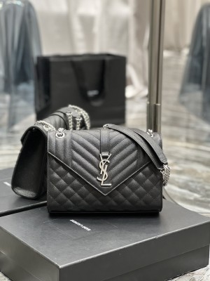 Handbags SAINT LAURENT 487206 size 24x17.5x6 cm