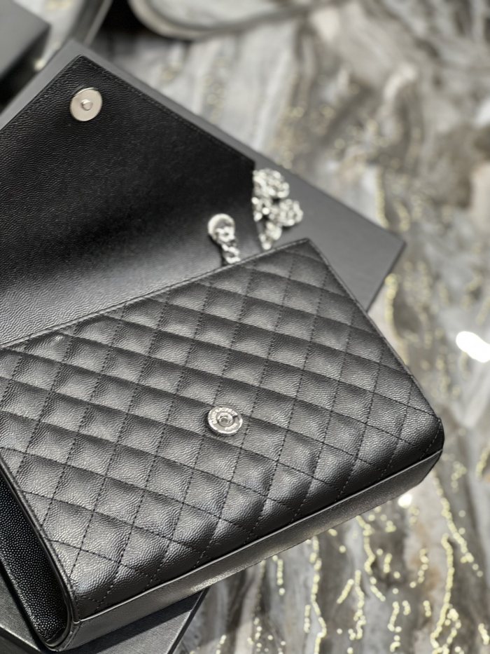 Handbags SAINT LAURENT 487206 size 24x17.5x6 cm