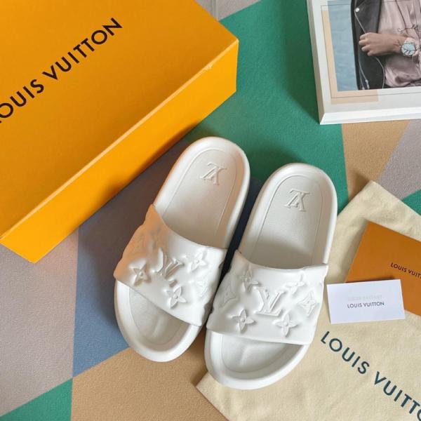 Louis Vuitton Waterfront sandals white