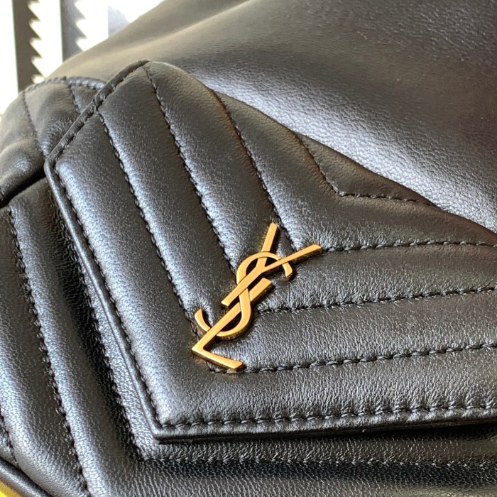 Handbags SAINT LAURENT 701631 size 19x13x13 cm