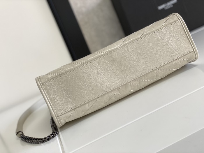 Handbags SAINT LAURENT 577999 size 33x27x11.5 cm