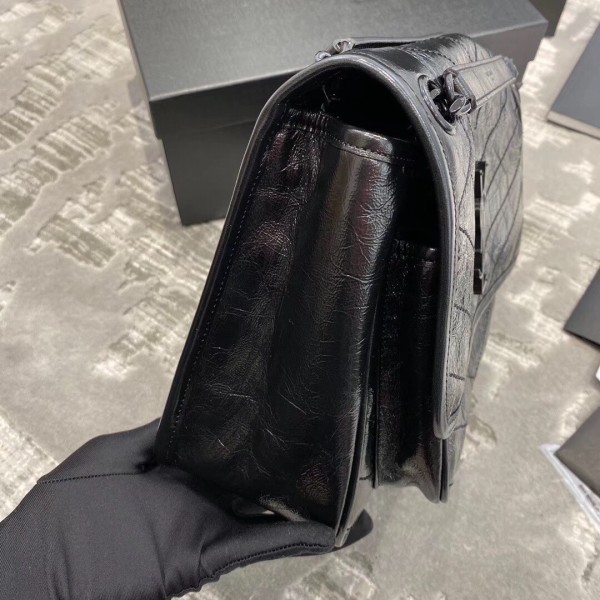 Handbags SAINT LAURENT 498894 size 28*20*8.5 cm