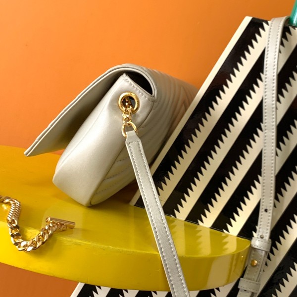 Handbags SAINT LAURENT 632014 size 26x13.5x4.5 cm