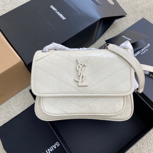 Handbags SAINT LAURENT 533037 size 22×16.5×12 cm