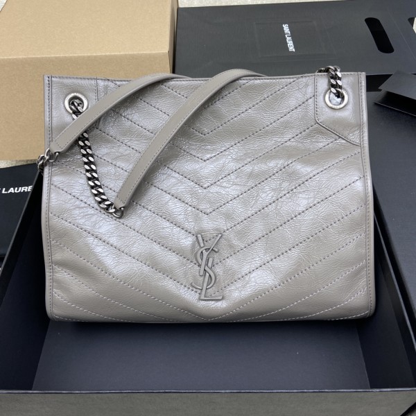 Handbags SAINT LAURENT 577999 size 33x27x11.5 cm