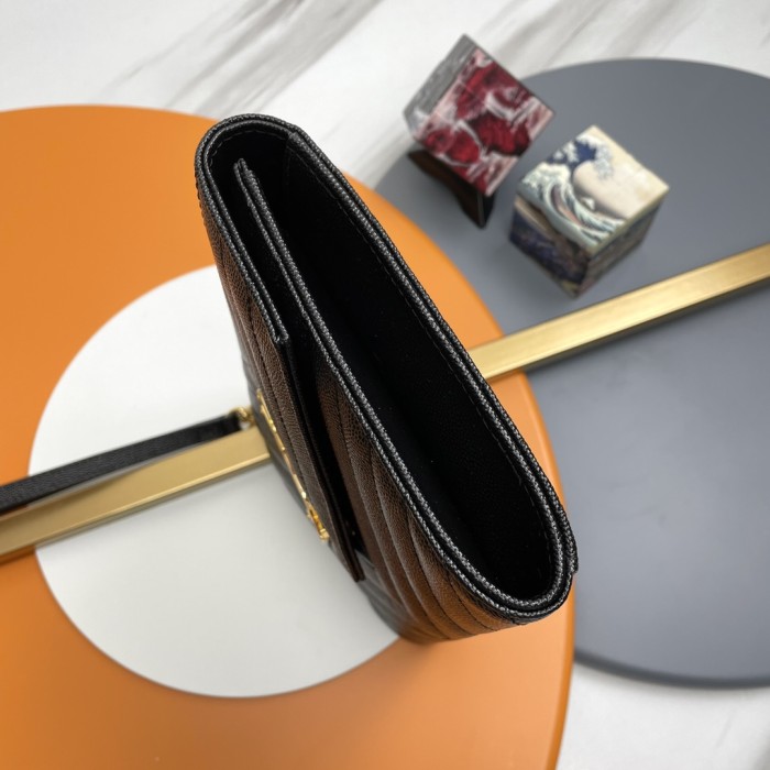 Handbags SAINT LAURENT 617662 size 21x16x3 cm