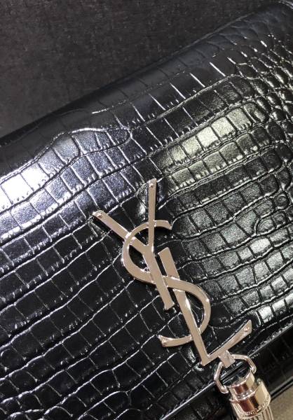 Handbags SAINT LAURENT 354119 size 24*14.5*5.5 cm
