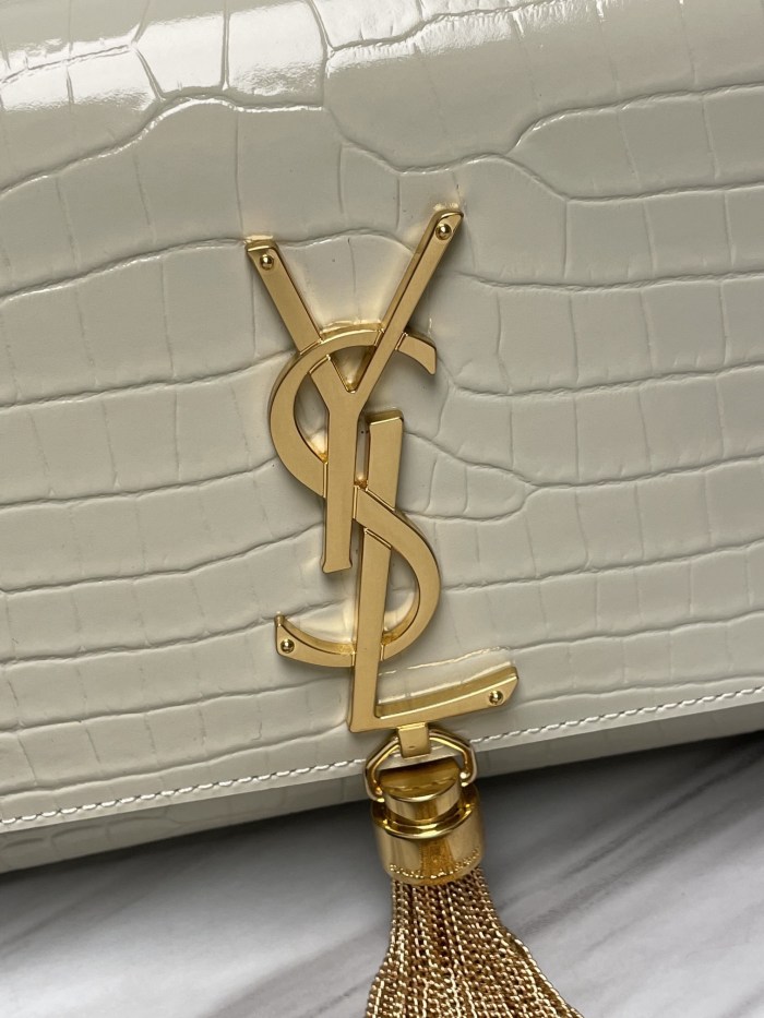 Handbags SAINT LAURENT 474366Zx size 20x12.5x5 cm