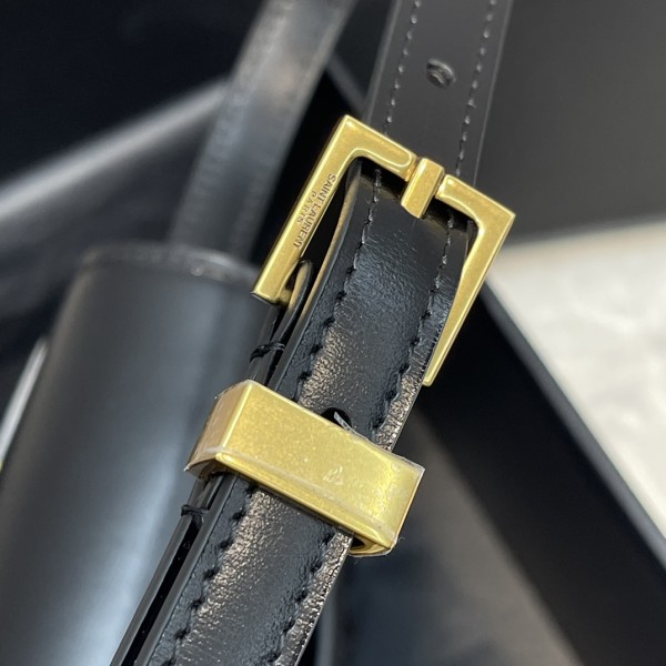 Handbags SAINT LAURENT 675626 size 24x17.5x6 cm