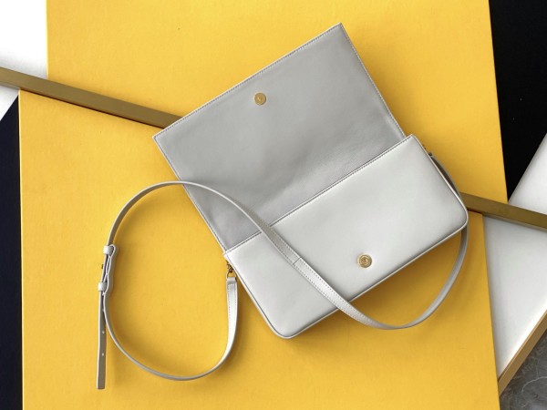 Handbags SAINT LAURENT 678828 size 26x4.5x13 cm