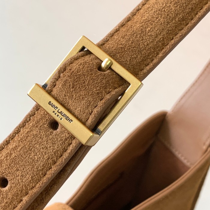 Handbags SAINT LAURENT 657228 size 24.5x16x6 cm