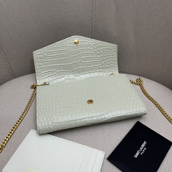 Handbags SAINT LAURENT 607788 size 19x12x4 cm