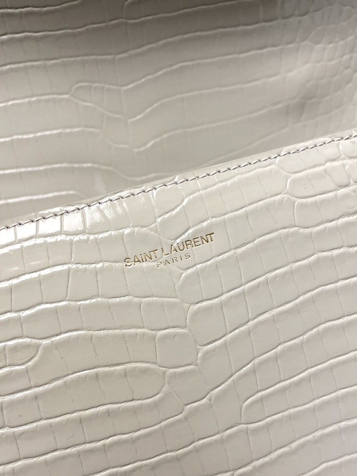 Handbags SAINT LAURENT 578000 size 24×20×11 cm