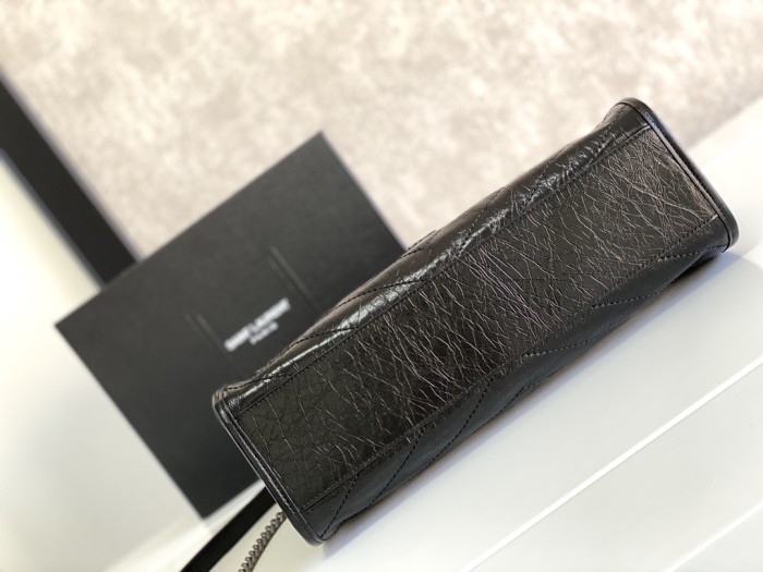 Handbags SAINT LAURENT 577999 size 33x27x11.5 cm