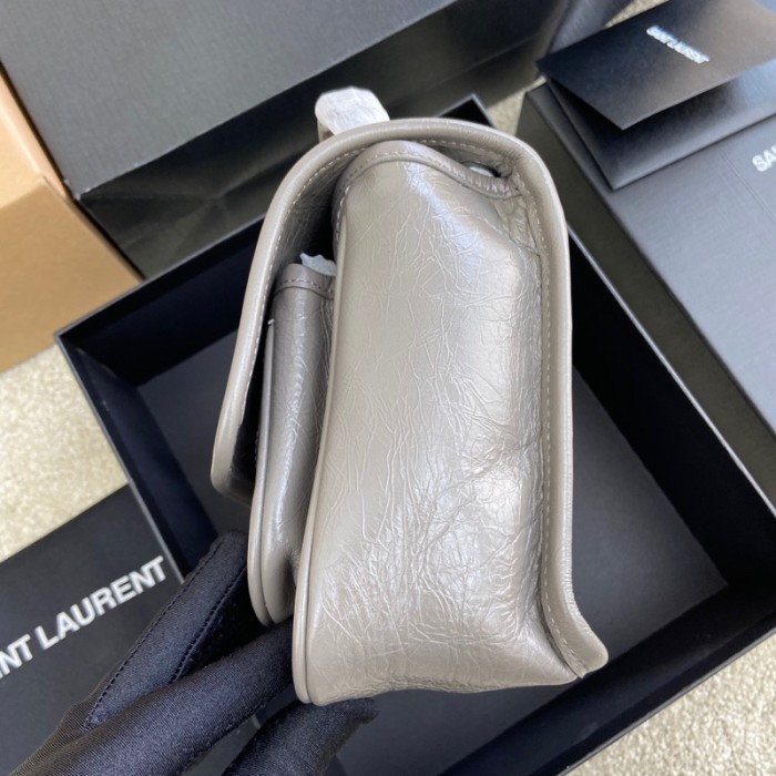 Handbags SAINT LAURENT 533037 size 22×16.5×12 cm