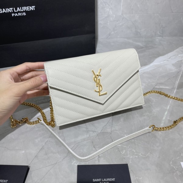 Handbags SAINT LAURENT 393953 size 19x11.5x4 cm