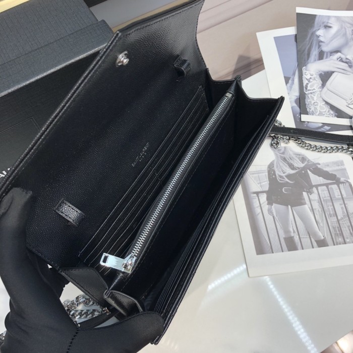 Handbags SAINT LAURENT 360452 size 22.5x14x4 cm