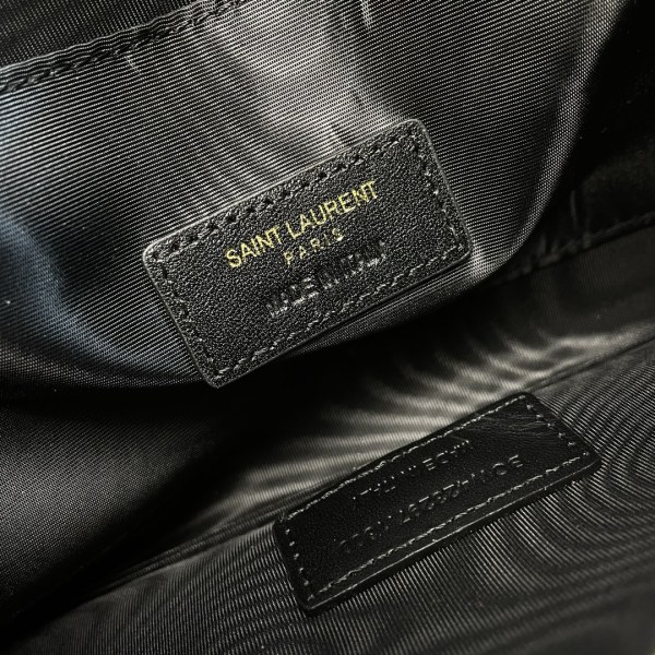 Handbags SAINT LAURENT 423297 size 23*13*1 cm