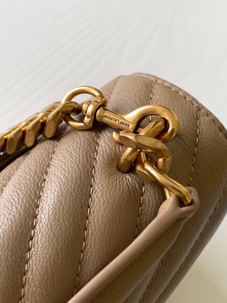 Handbags SAINT LAURENT 428056 size 24x17x6.5 cm