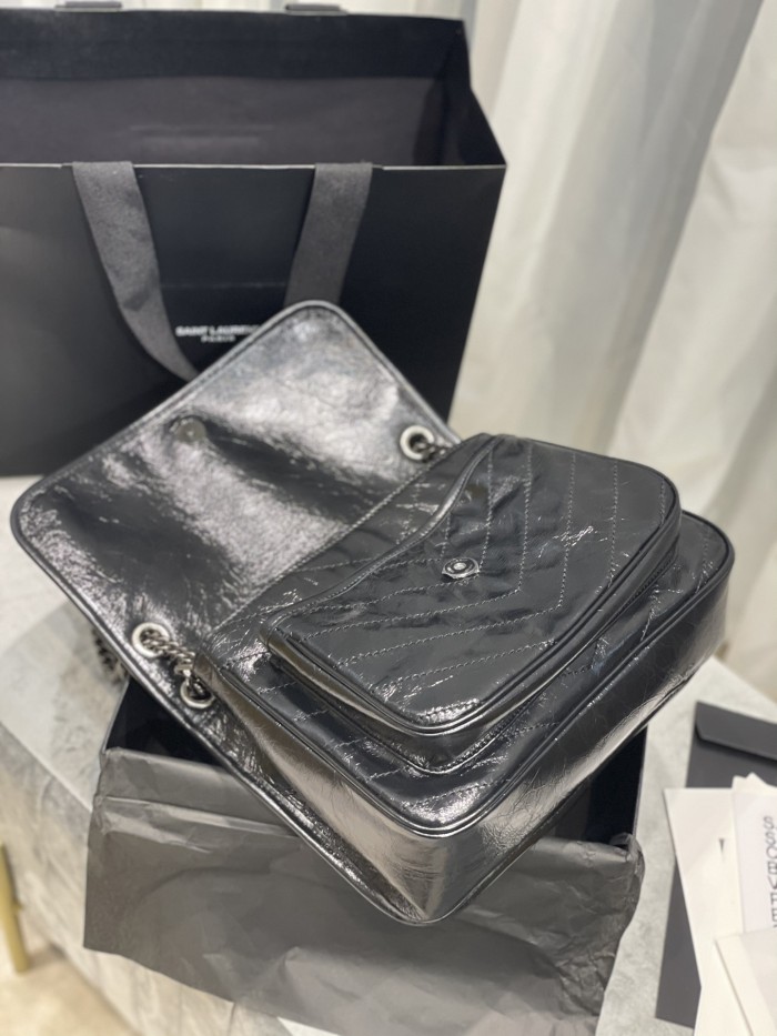 Handbags SAINT LAURENT 498894 size 28x20.5x8.5 cm