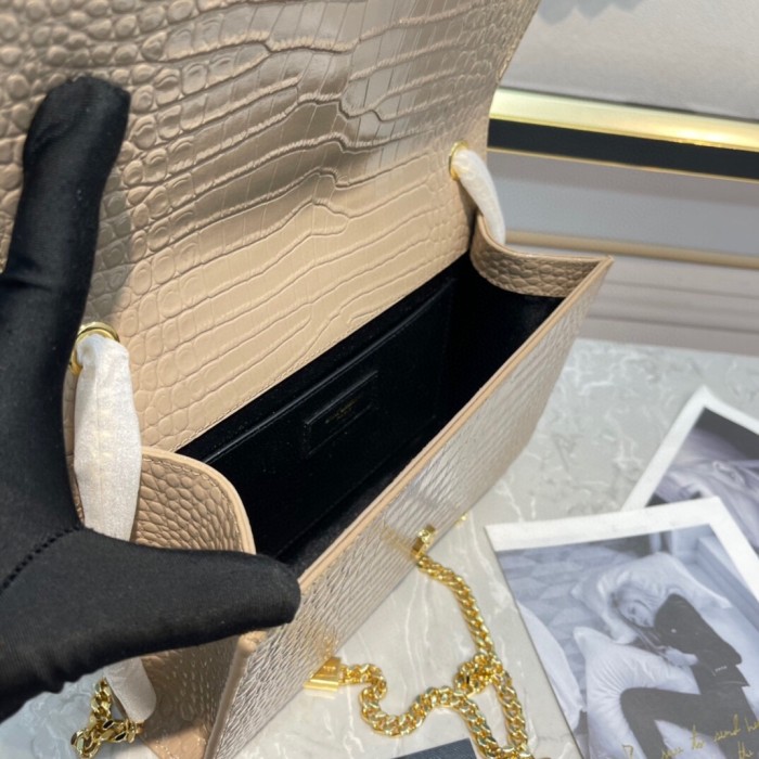 Handbags SAINT LAURENT 354119 size 24*14.5*5.5 cm