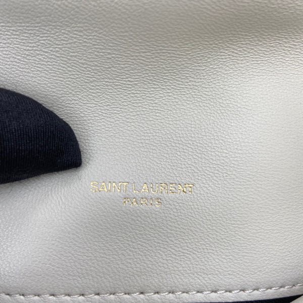 Handbags SAINT LAURENT 620333 size 23×15.5×8.5 cm