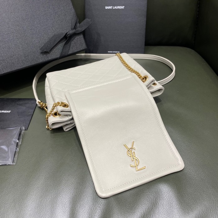 Handbags SAINT LAURENT 672738 size 18x13x6 cm