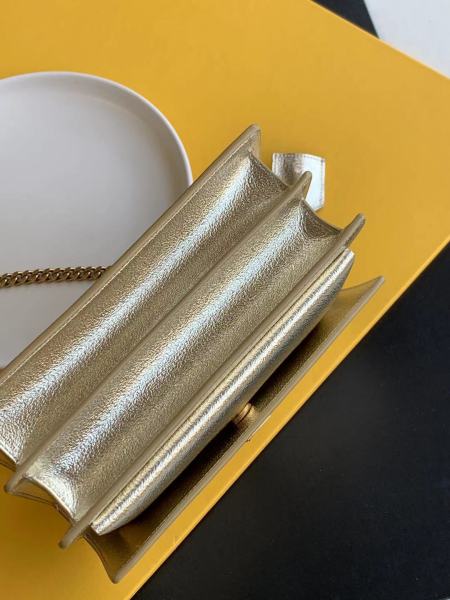 Handbags SAINT LAURENT 442906 size 22x16x8 cm